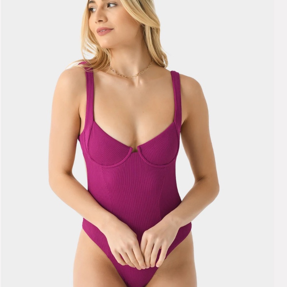 L*Space Kendal One Piece Swimsuit NWT size Small